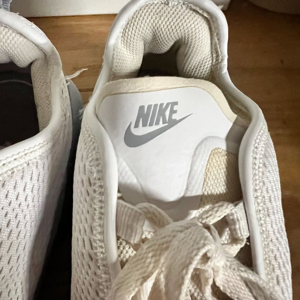 Nike Air Motion 2 Wolf white and grey size 11 - Picture 15 of 15